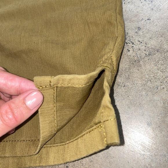 MEC Olive Green Shorts - Picture 5 of 9
